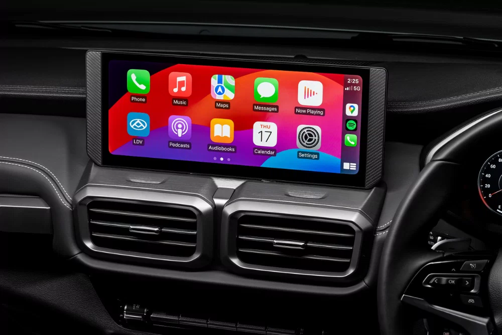 12.3" INFOTAINMENT WITH apple carplay™ & android auto™