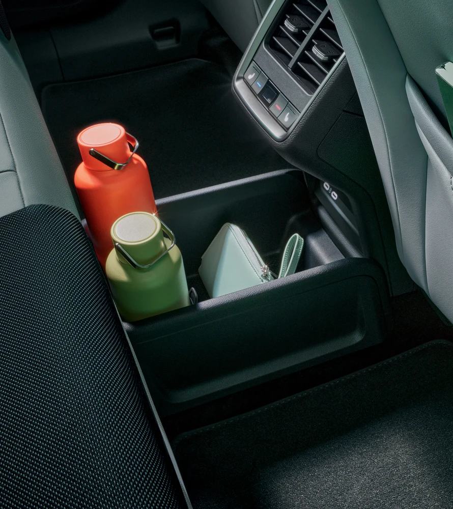 Storage and Simply Clever features
