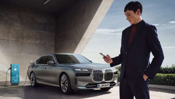  BMW Connected Charging Services.