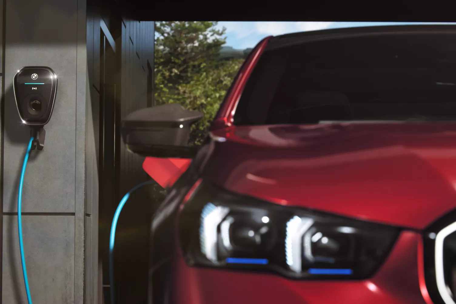  Charge easily and conveniently at home.