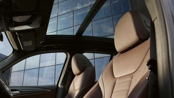  Panorama glass roof.
