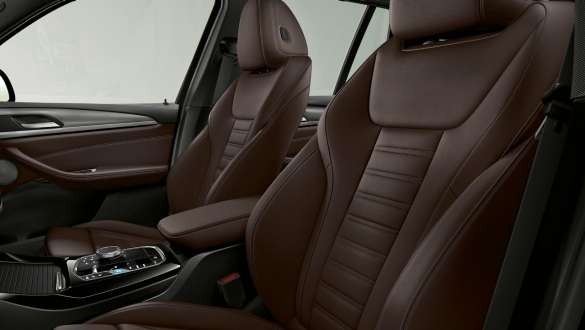  Sport seats.