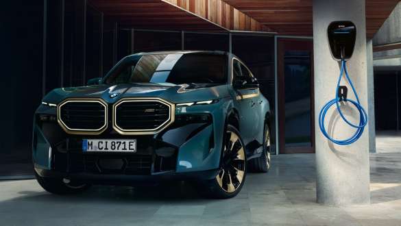  Purely electric.