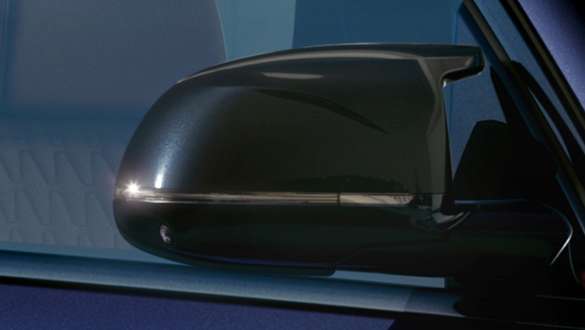  M exterior mirrors.