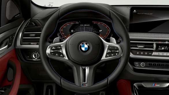  Variable sport steering.