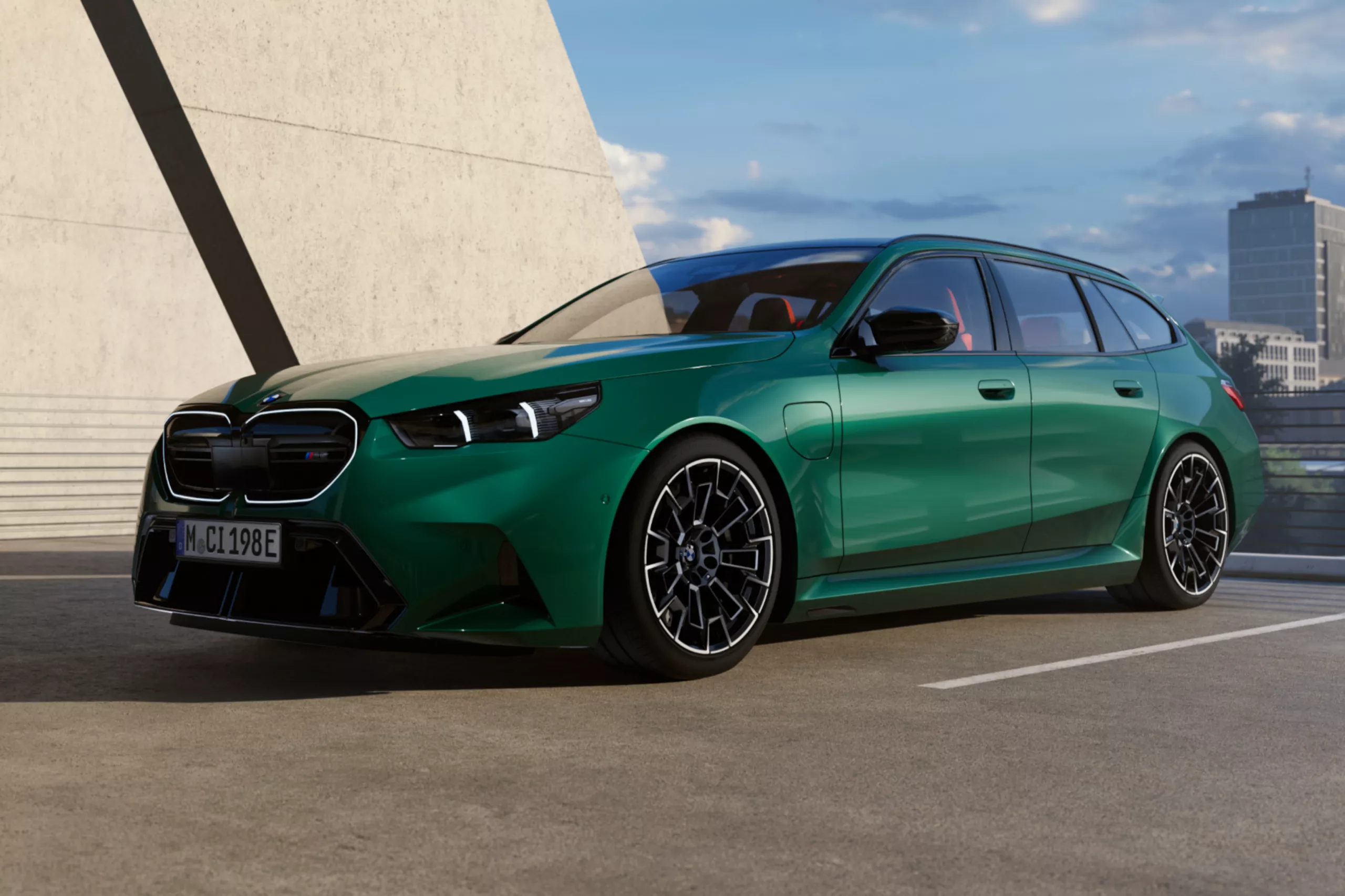 Totally electric. Total driving pleasure.