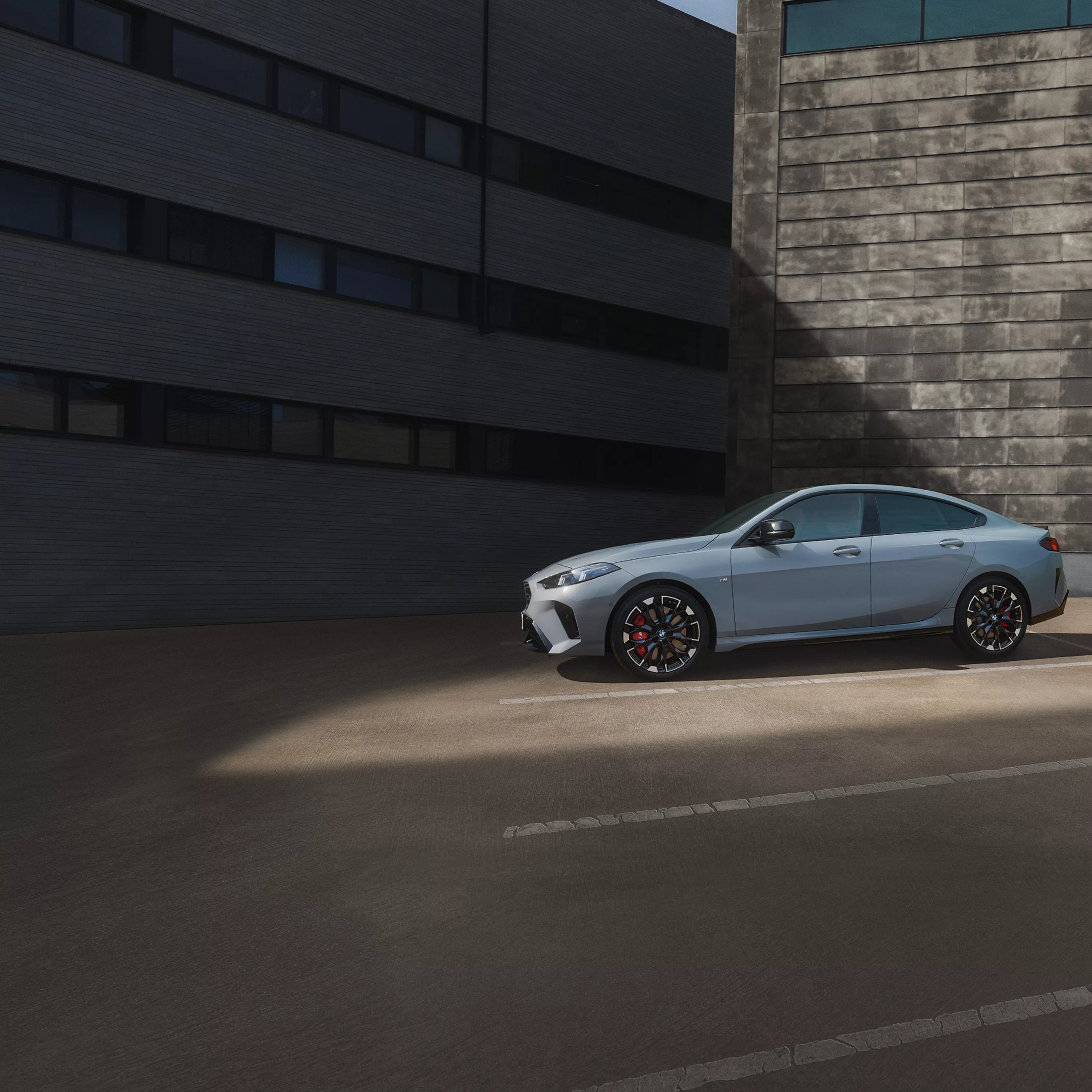 Extrovert. High-performance. Consistently M.
