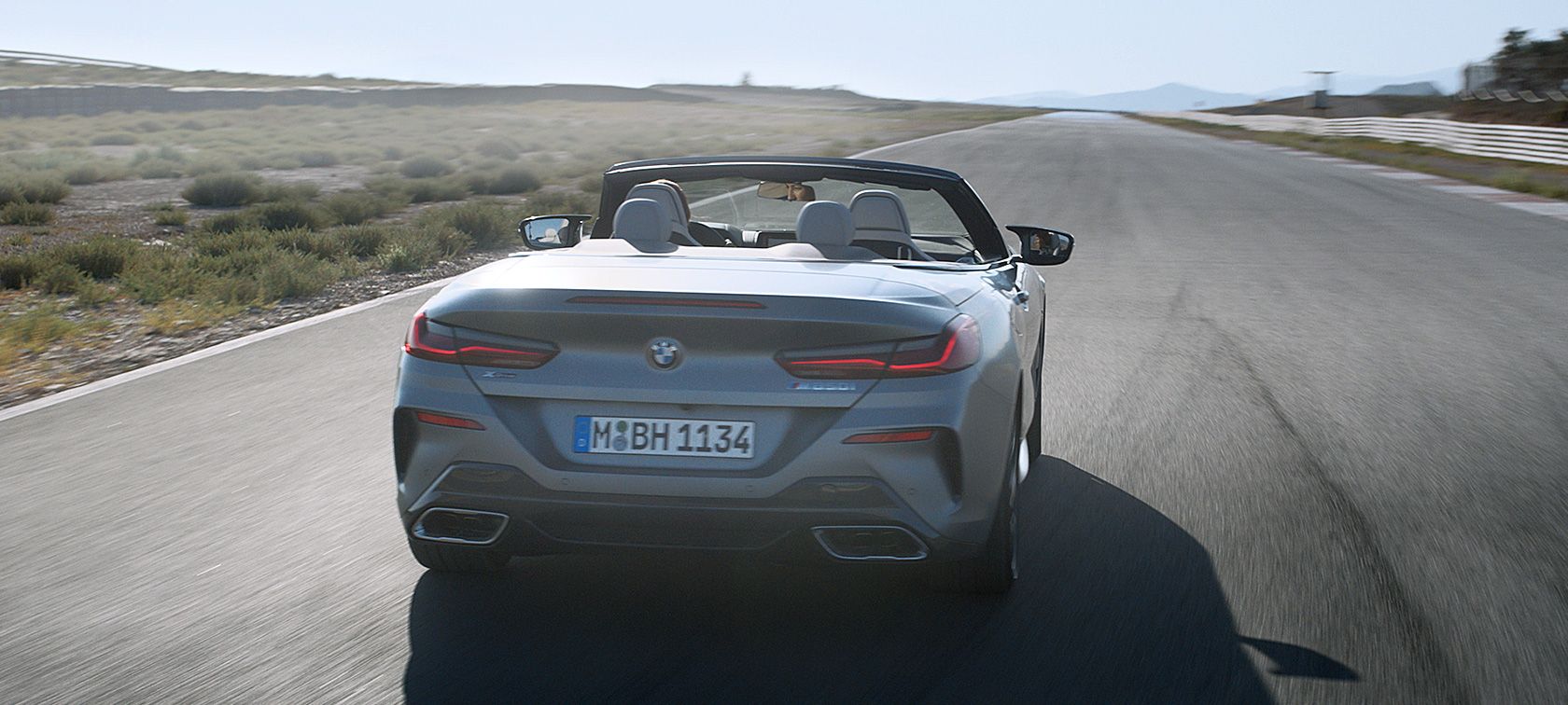 DRIVETRAIN AND CHASSIS OF THE BMW 8 SERIES CONVERTIBLE.