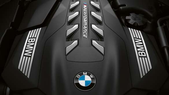  Highly efficient BMW TwinPower Turbo engines.