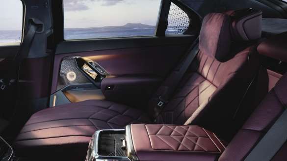  Optional Executive Lounge Seating.