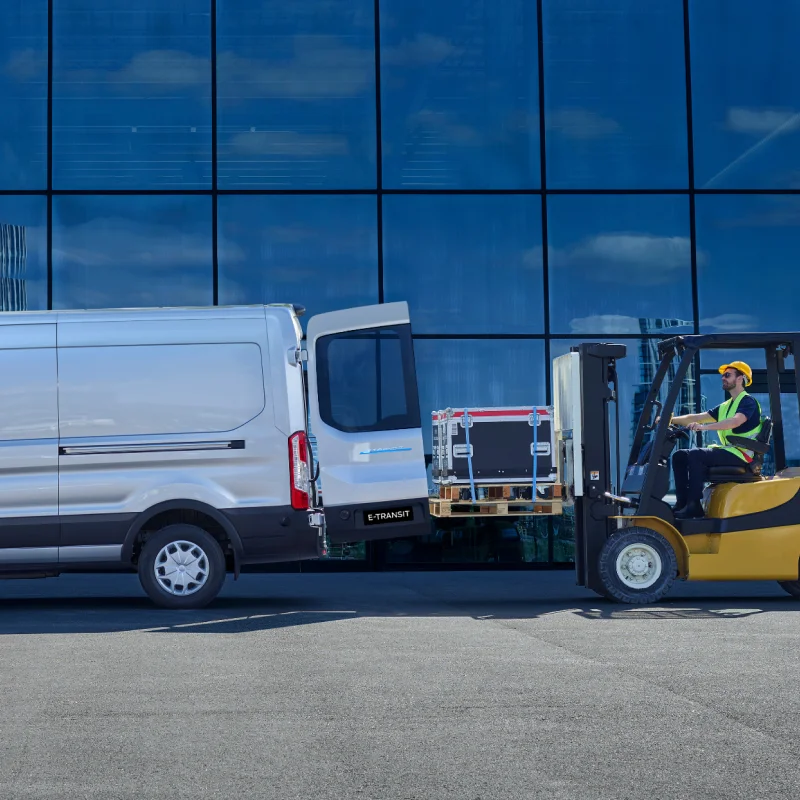 Large and practical cargo space