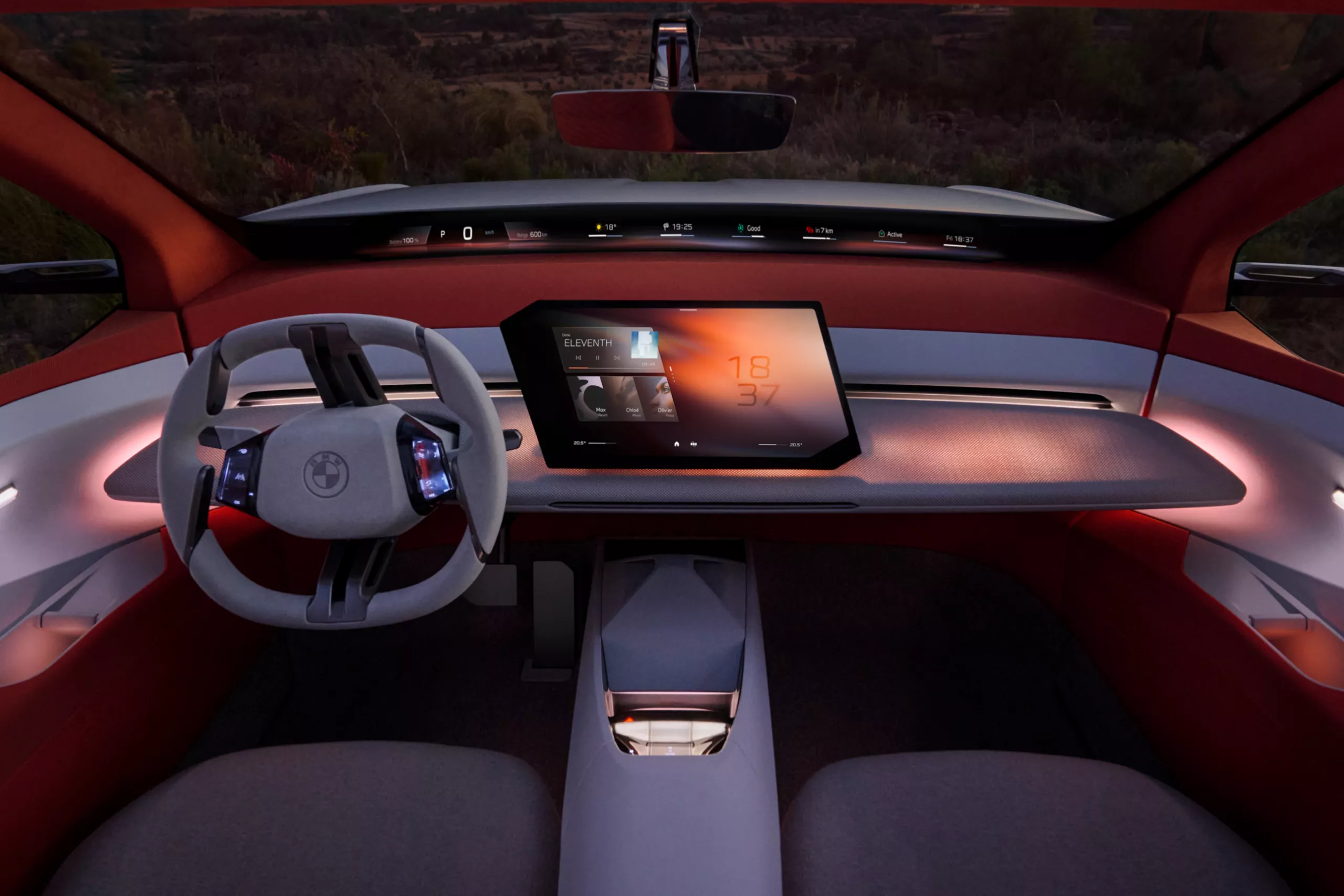 AN EXPERIENCE, PRECISELY TAILORED TO YOU. IMMERSIVE AND PERSONAL.