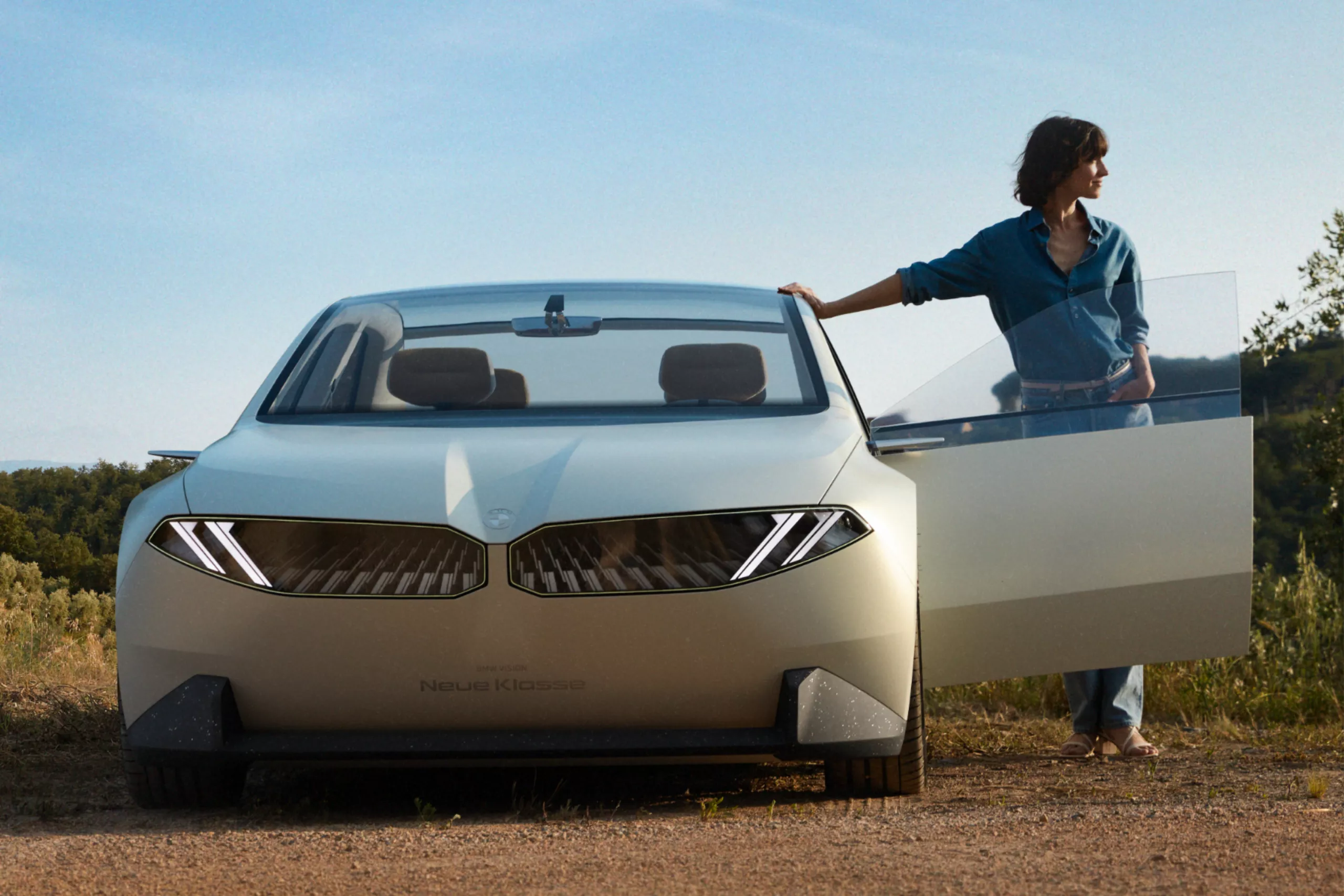 Electric driving pleasure. In a new dimension.