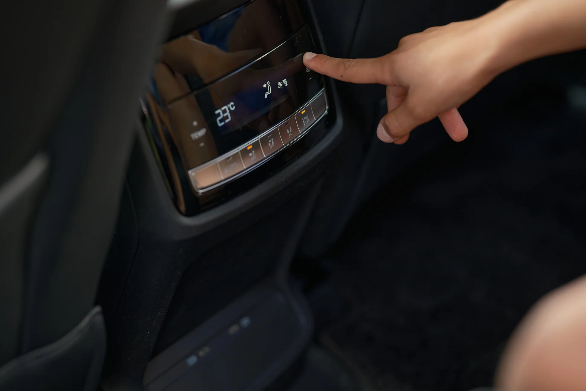 Tri-Zone Climate Control