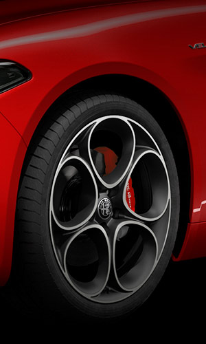 Giulia Background
