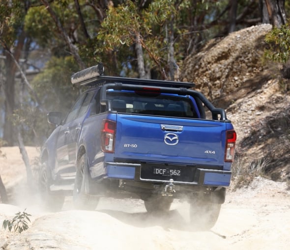 BT-50 Tech Drive: Windscreen Washing System