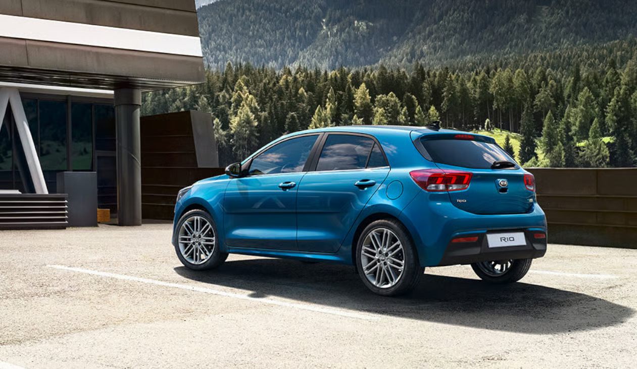 ‘Big Car’ Tech and Refresh Design. New Kia Rio.
