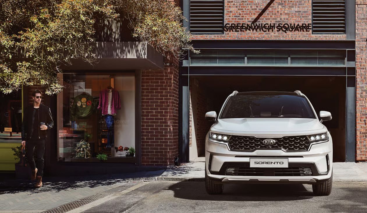 Progressive. Luxury. Dynamic. All-new Sorento