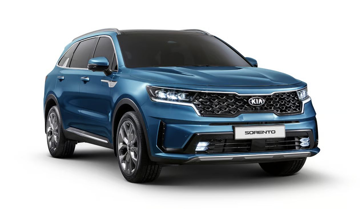 First Images of the Next-Gen Sorento Revealed