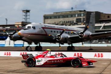 Nissan Formula E Team tops both sessions in Berlin Rookie Test