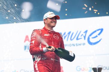 Nissan Formula E Team secures podium in dramatic Season 12 opener