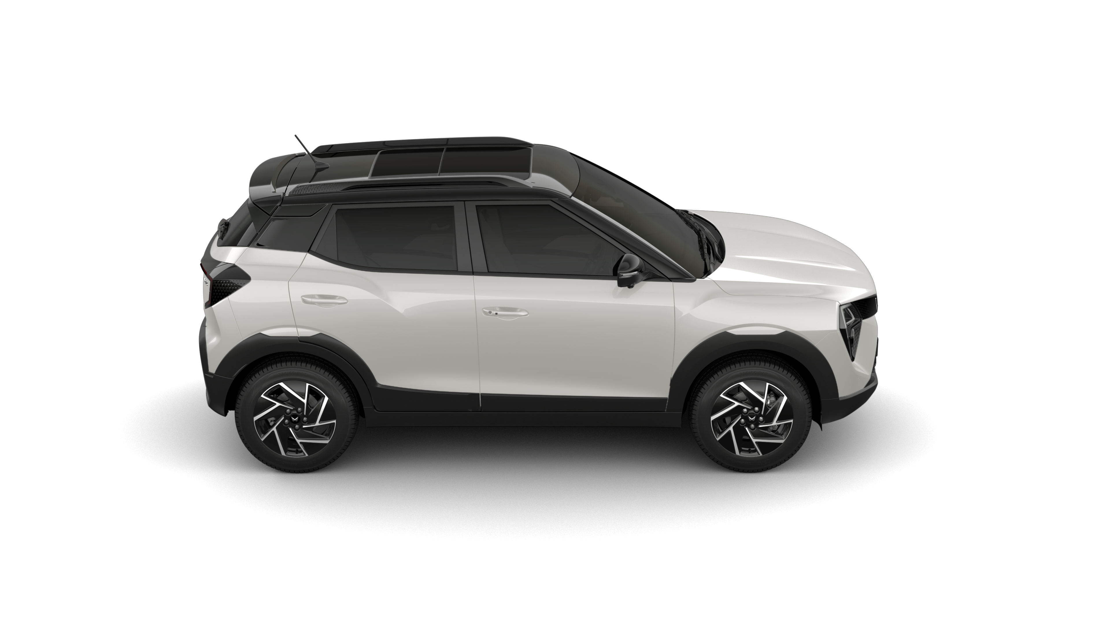 XUV3X0 AX7L