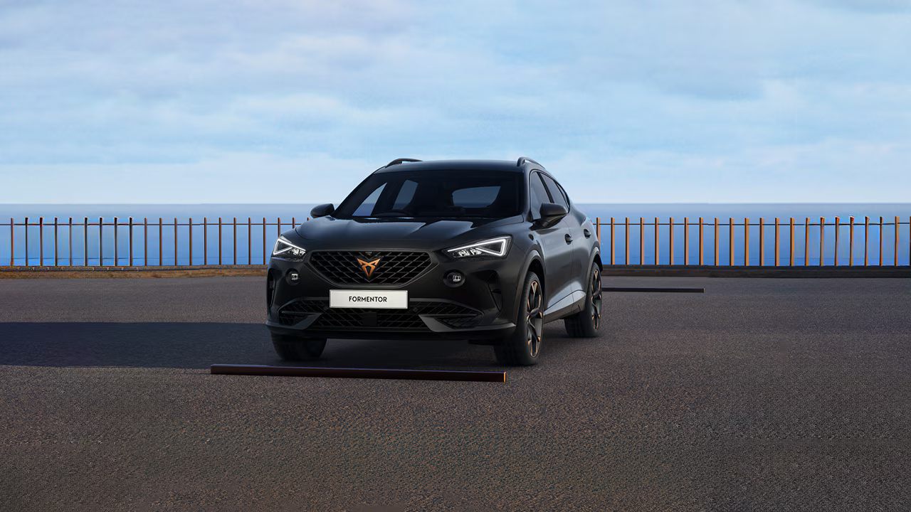 MY24 FORMENTOR VZx Image